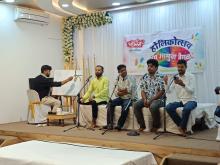 दोस्त  म्हणतो 